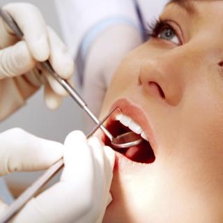 Implantes dentales en Lleida
